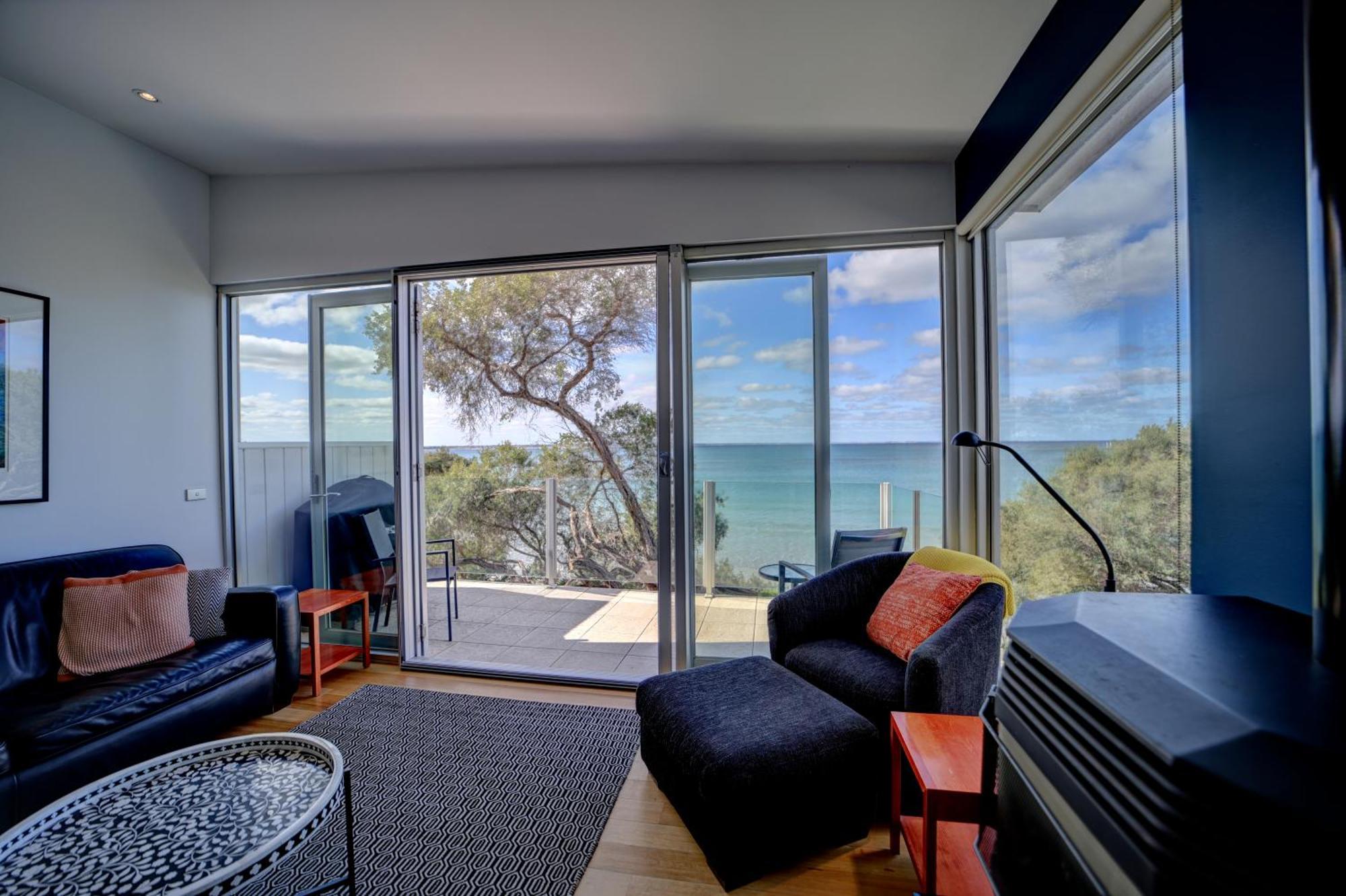 Battery Cove Beach Front Apartment 포트페어리 외부 사진